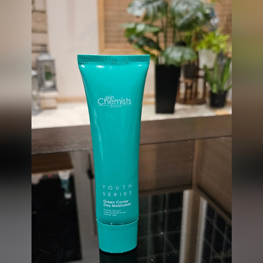 Brand New- Daily Facial Moisturizer Youth Series By Skin Chemist 30ml